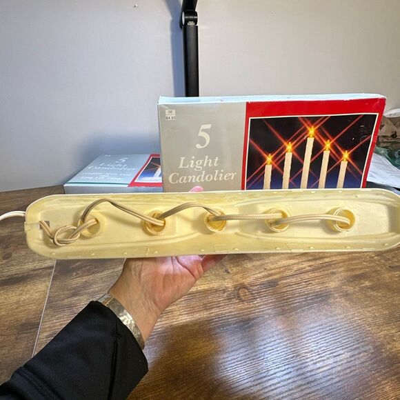 Vintage Christmas Window Candelabra 5 Electric Lights Plastic Drip Candolier - Picture 8 of 11